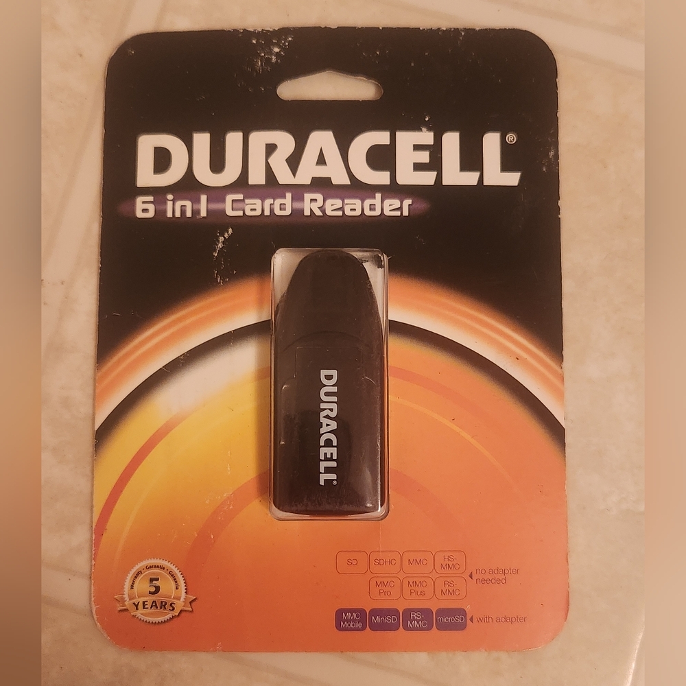Black 6-in-1 Card Reader